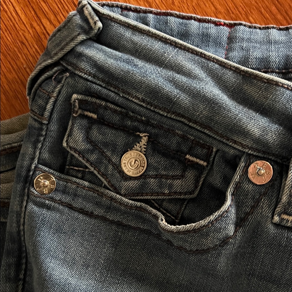 True Religion Classic Blue Straight Leg Jeans - Picture 5 of 7
